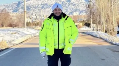 Giresun’un Piraziz ilçesinde görev yapan trafik polisi Emrah Sevim, 17