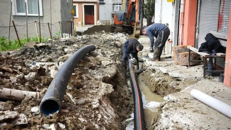 Giresun Belediyesi Su ve Kanalizasyon İşleri Müdürlüğü ekipleri, altyapıyı güçlendirme