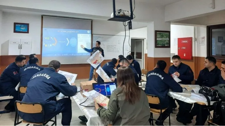 Keşap jandarmasına yaban hayatı ve av koruma eğitimi verildi