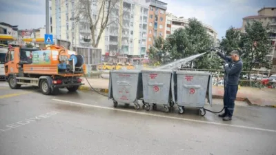 Giresun Belediyesi Temizlik İşleri Müdürlüğü ekipleri, şehir genelinde halk sağlığını