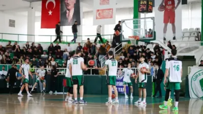 Türkiye Basketbol 2. Ligi'nde mücadele eden Giresun Kerasusspor Başantrenörü Uğur