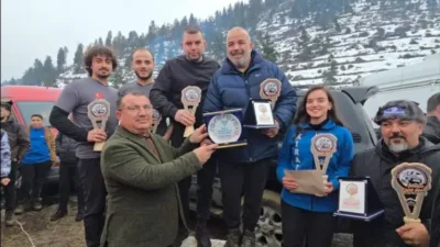 Giresunlu off-road takımı, Artvin'in Şavşat ilçesinde düzenlenen 5. Şavşat Off-Road