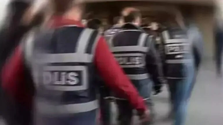 Son dakika… Giresun’da bahis operasyonu! Gözaltılar var… Aralarında Giresun'un da bulunduğu 10 ilde 33 gözaltı kararı