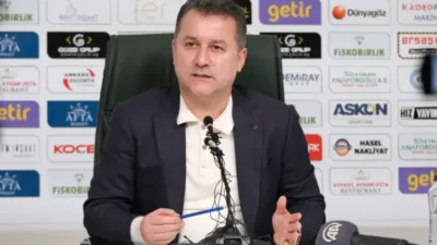 Karaahmet, sosyal medya platformu X üzerinden taraftarların sorularını tek tek