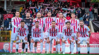 TFF 3. Lig’de mücadele eden 1926 Bulancakspor, sahasında Tokat Belediyespor’u