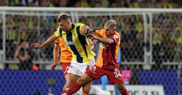 Süper Lig’de Derbi Tarihi Netleşti: Galatasaray-Fenerbahçe 26 Nisan’da Oynanacak