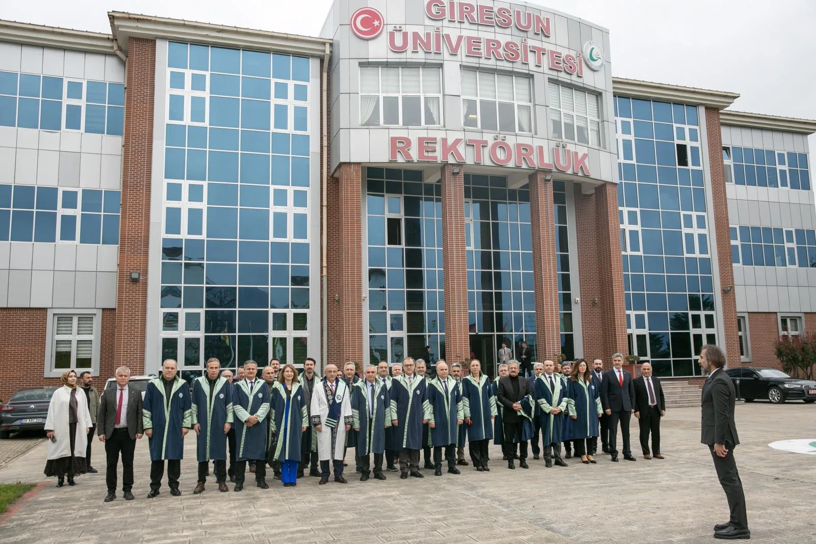 Giresun Üniversitesi’nin 20. kuruluş yıldönümü dolayısıyla düzenlenen program, Rektör Prof.