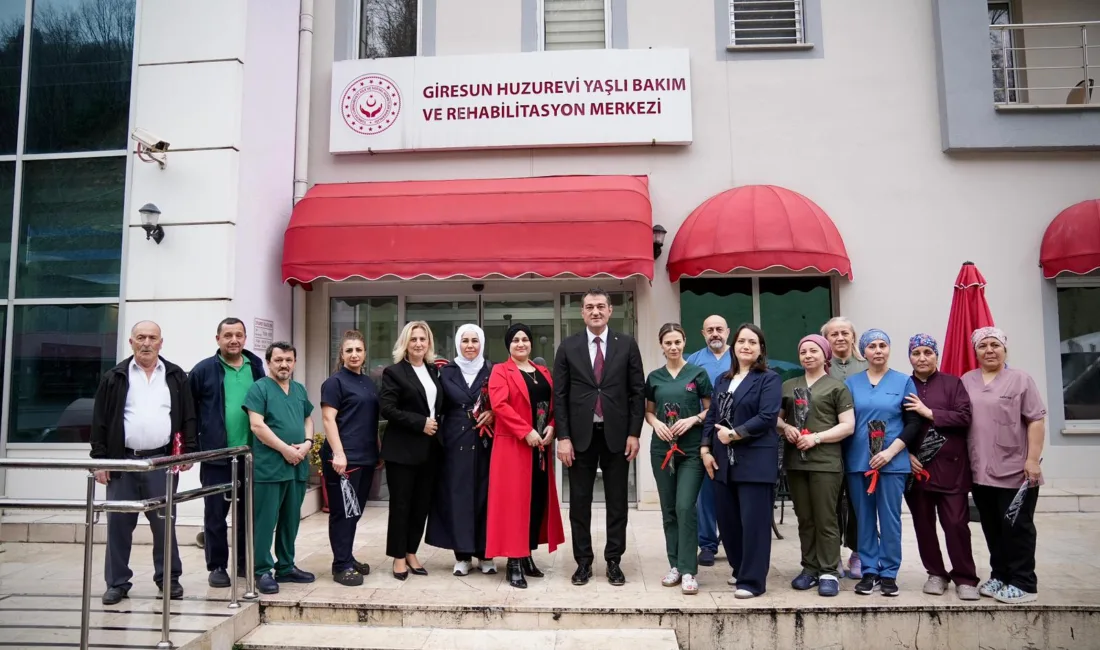 Giresun’da Bayramda Anlamlı Ziyaretler, Huzurevi Ve Çocuk Evlerinde Yüzler Güldü Giresun Belediye Başkanı Fuat Köse, Ramazan Bayramı’nın ilk gününde huzurevi