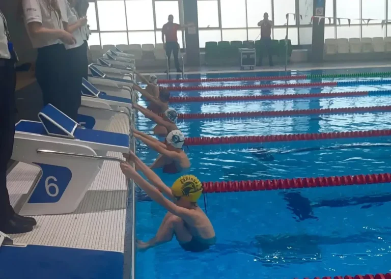 Küçük Kulaçlar Büyük Hedefte! Giresun’da Yüzme Şampiyonları Sinop Yolcusu Giresun’da düzenlenen Okul Sporları Yüzme Küçükler İl Birinciliği müsabakaları, genç