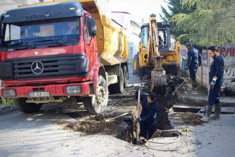 Giresun Belediyesi, şehir genelinde altyapının daha sağlıklı ve sorunsuz işlemesi