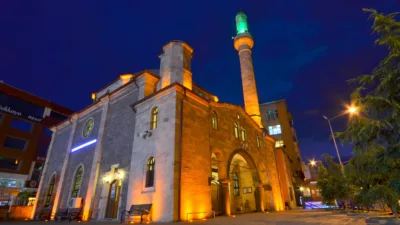 Giresun’da Enderun usulü teravih namazı, Osmanlı’dan günümüze taşınan geleneğiyle bu