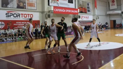 Türkiye Basketbol 2. Ligi’nde mücadele eden Kerasusspor, İstanbul deplasmanında aldığı