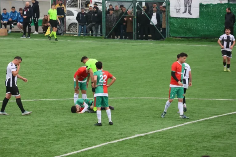 Giresun Süper Amatör Lig’de Keşapspor, sahasında 1957 Espiyespor’u 3-2 mağlup