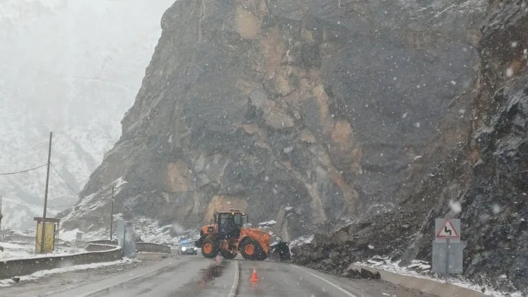 Giresun ve Gümüşhane illerini birbirine bağlayan, ancak sık sık kaza