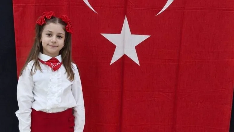 Giresun’da düzenlenen İlkokullar arası İstiklal Marşı’nı Güzel Okuma Yarışması’nda Gazipaşa