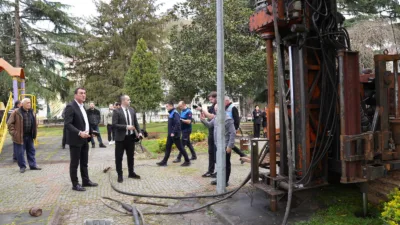 Giresun Taşbaşı Parkı’nda belediyeden izinsiz olarak  başlatılan sondaj çalışması Giresun