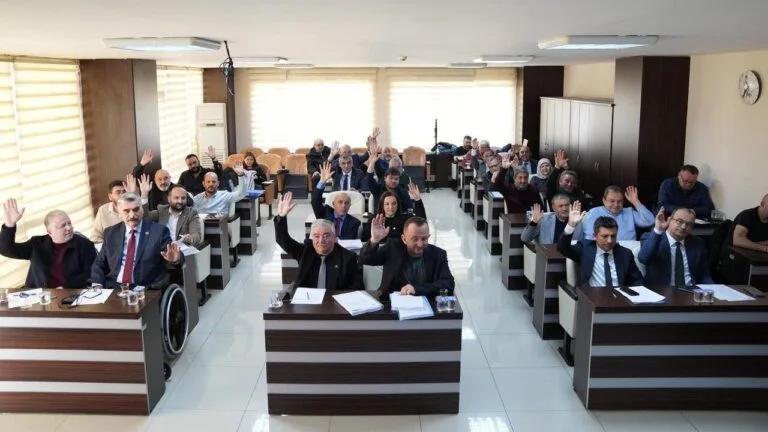 Giresun Meclisinde İmar Revizyonu Polemiği Büyüdü: Başkan Köse Geri Adım Atmadı