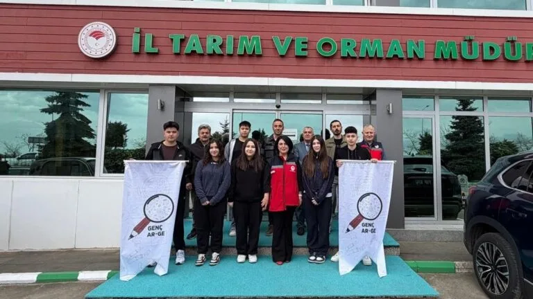 Giresun’da “Sıra Bana Gelince Projesi” kapsamında düzenlenen ziyarette öğrenciler, tarım