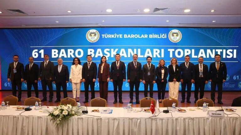 Avukatlara Yönelik Artan Şiddete Karşı Eylemsel Süreç Başlıyor Giresun Baro Başkanı Av. Soner Karademir, Ankara’da düzenlenen 61. Baro