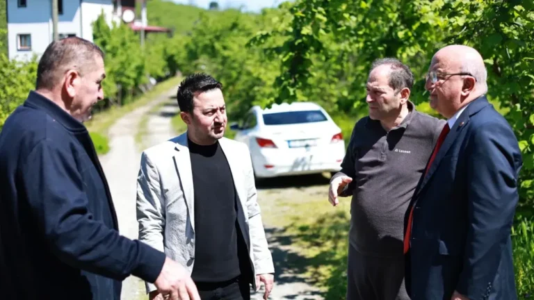 Bulancak’ta Mahallerinin İhtiyaçları Yerinde Tespit Ediiyor Bulancak Belediye Başkan Vekili Reşat Nuri Özdemir, mahallelerin ihtiyaçlarını tespit