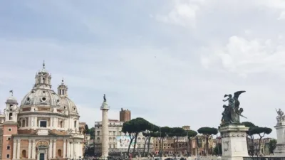 İtalya'nın en sevilen şehirlerinden biri olan Roma, konaklama konusunda çok