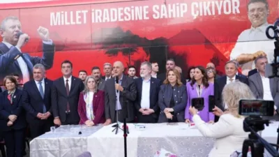 Cumhuriyet Halk Partisi Genel Başkan Yardımcıları, milletvekilleri ve belediye başkanlarından