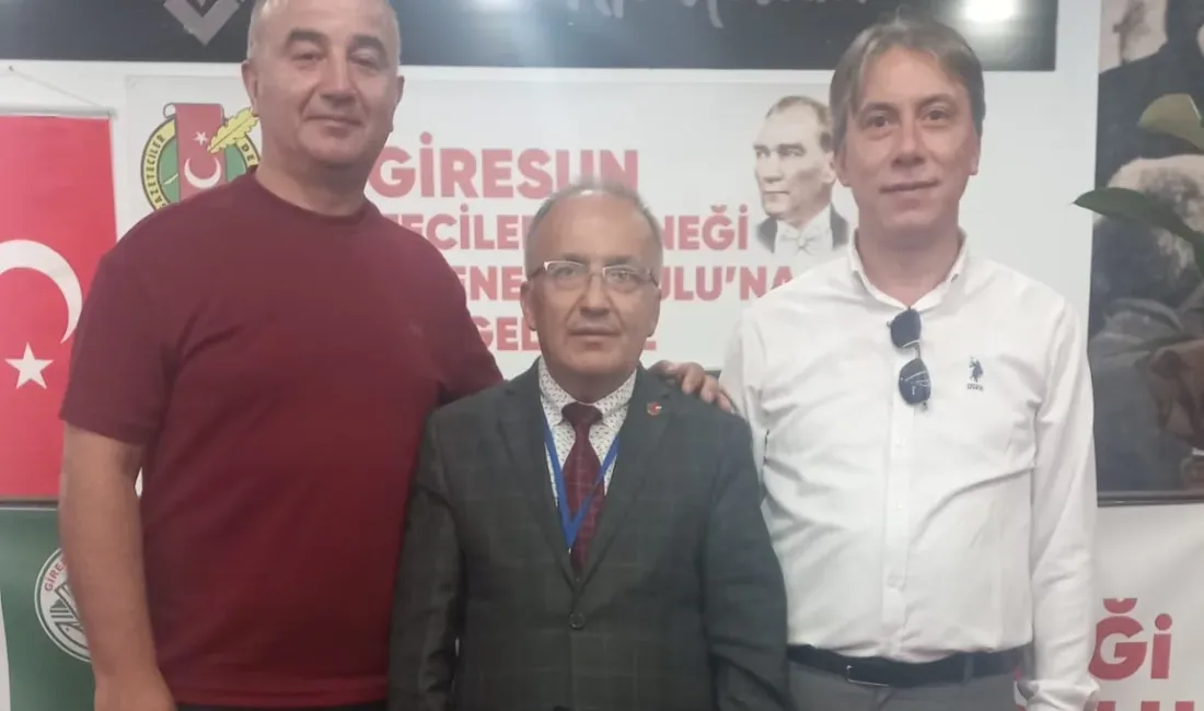 Giresun Gazeteciler Derneği’nin olağan genel kurulunda mevcut başkan Bekir Bayram