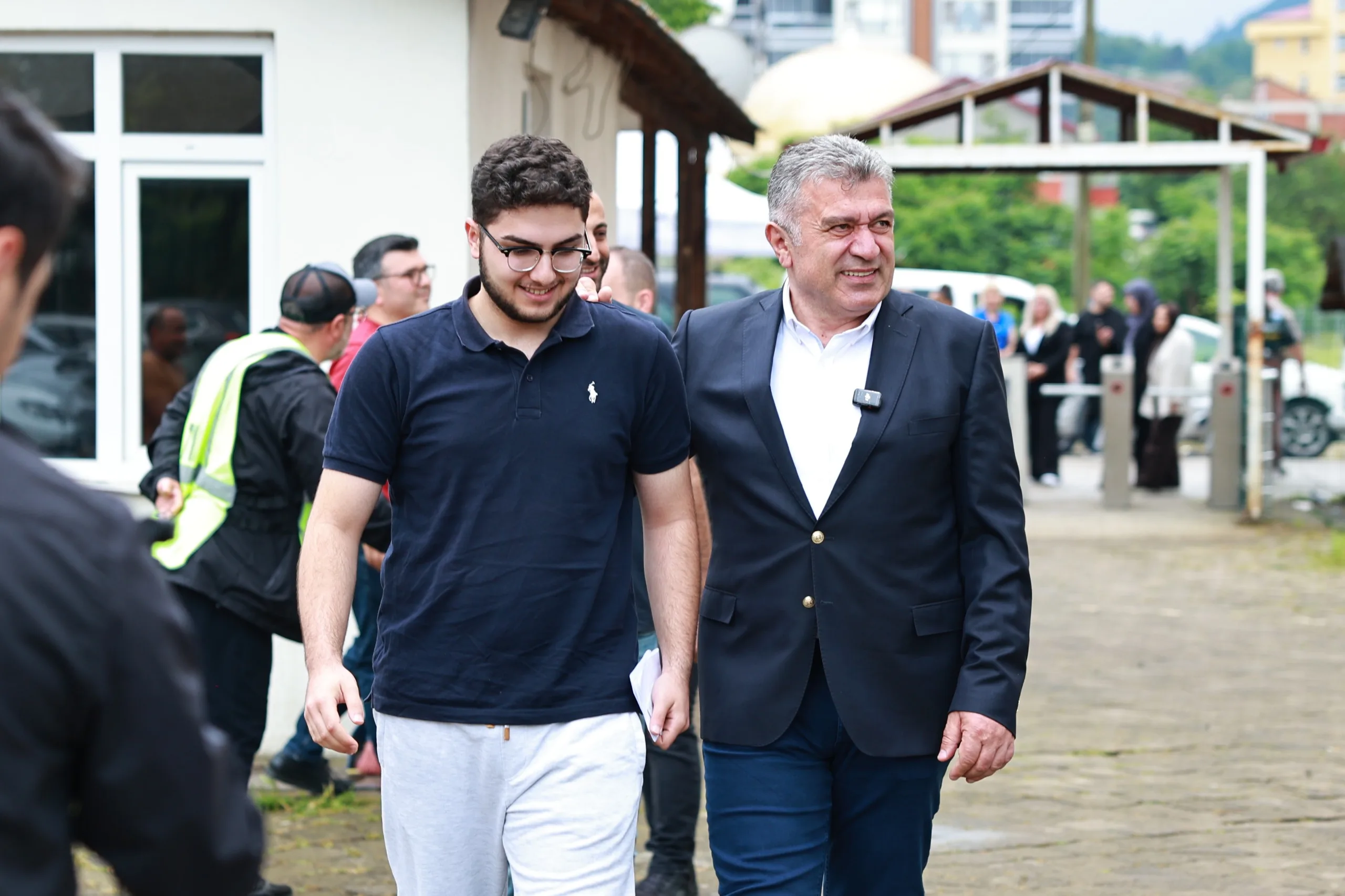 Erzurum Teknik Üniversitesi Elektrik-Elektronik Mühendisliği Bölümü’nü kazanan Mürsel Aydın, sınav