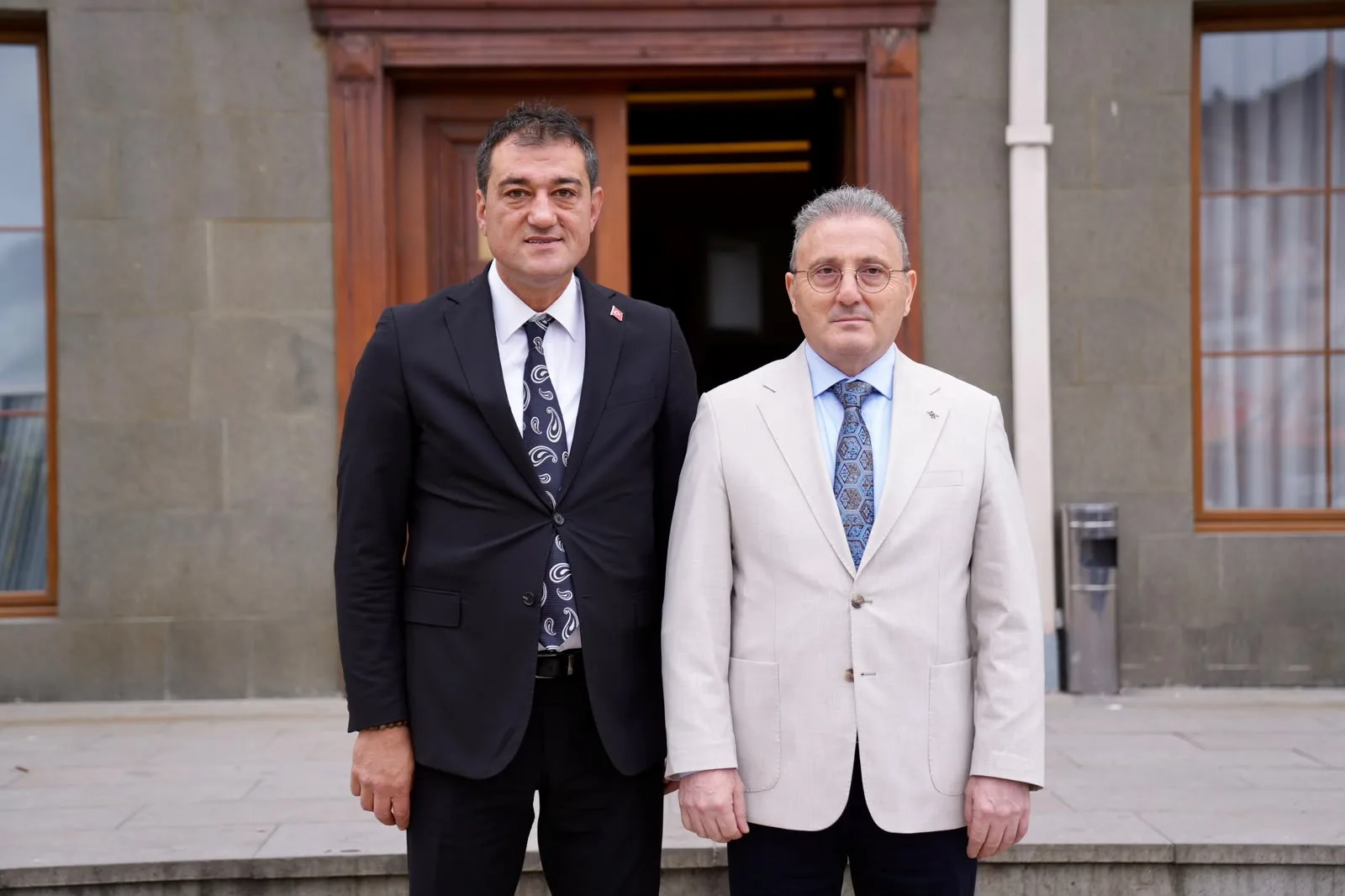 Giresun Belediye Başkanı Fuat Köse, yeniden seçilen GTSO Başkanı Hasan