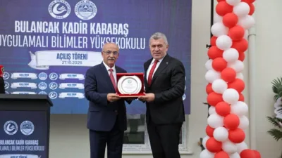 Bulancak Belediyesi tarafından yapımı tamamlanan Kadir Karabaş Uygulamalı Bilimler Yüksekokulu,