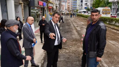 Orhan Yılmaz ve İnönü caddelerinde altyapı çalışmalarının ardından asfalt, kaldırım